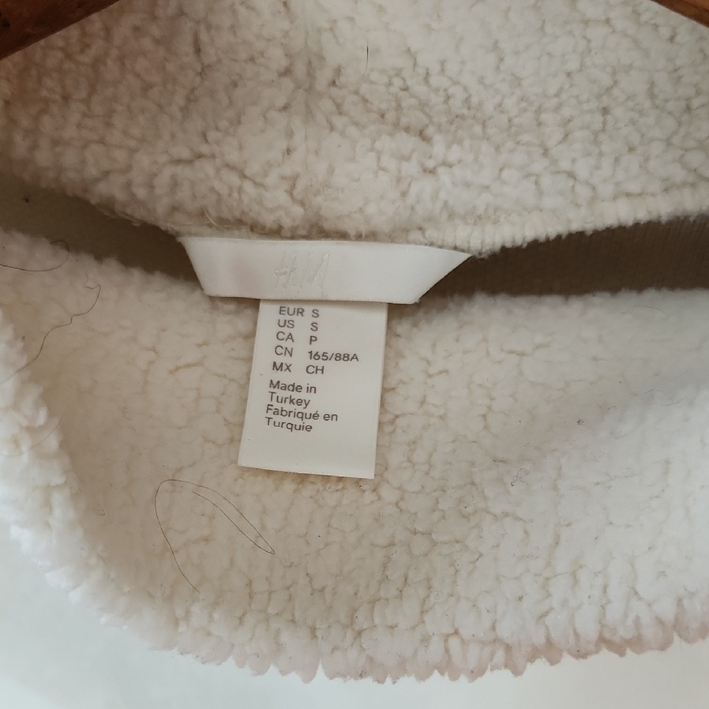 H&M Soft Fleece Cowl Neck Sweater - Picture 2 of 4